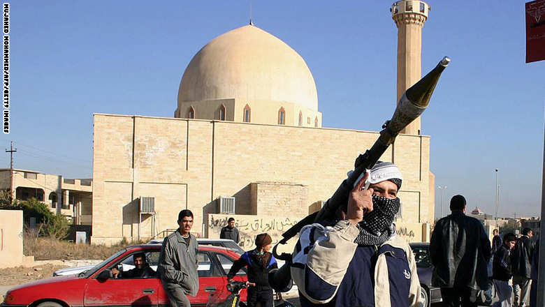 An Iraqi militant stand  05 December 200